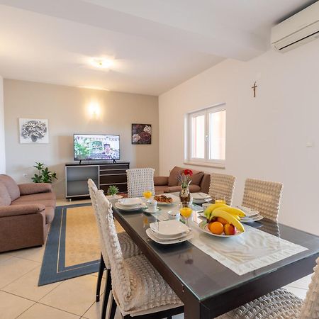 Apartment For 5 Makarska Zewnętrze zdjęcie