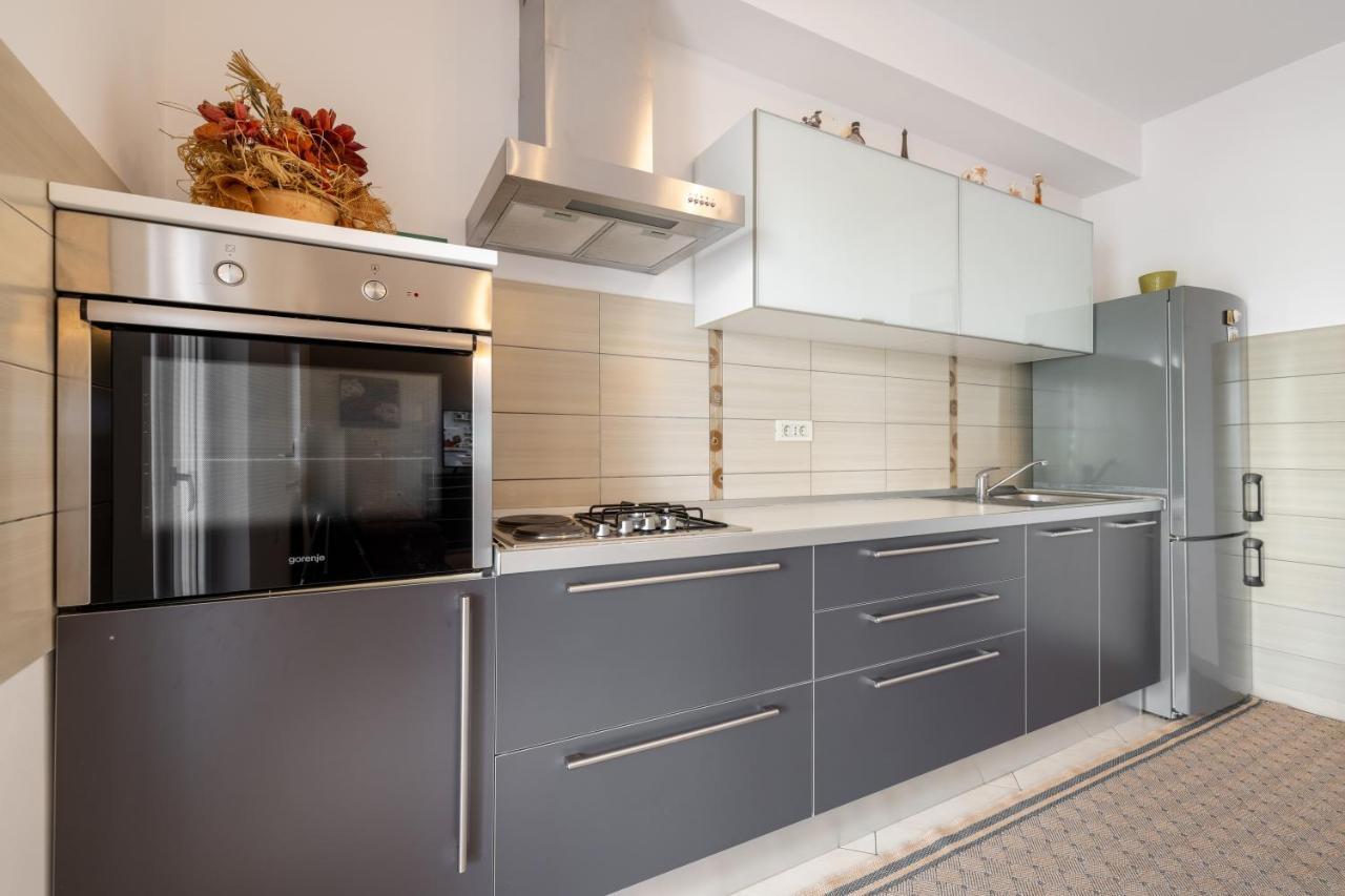 Apartment For 5 Makarska Zewnętrze zdjęcie