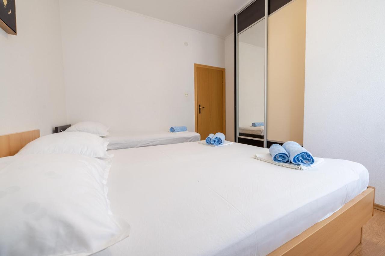 Apartment For 5 Makarska Zewnętrze zdjęcie